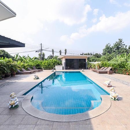 Relax Garden House Hotell Chiang Mai Eksteriør bilde