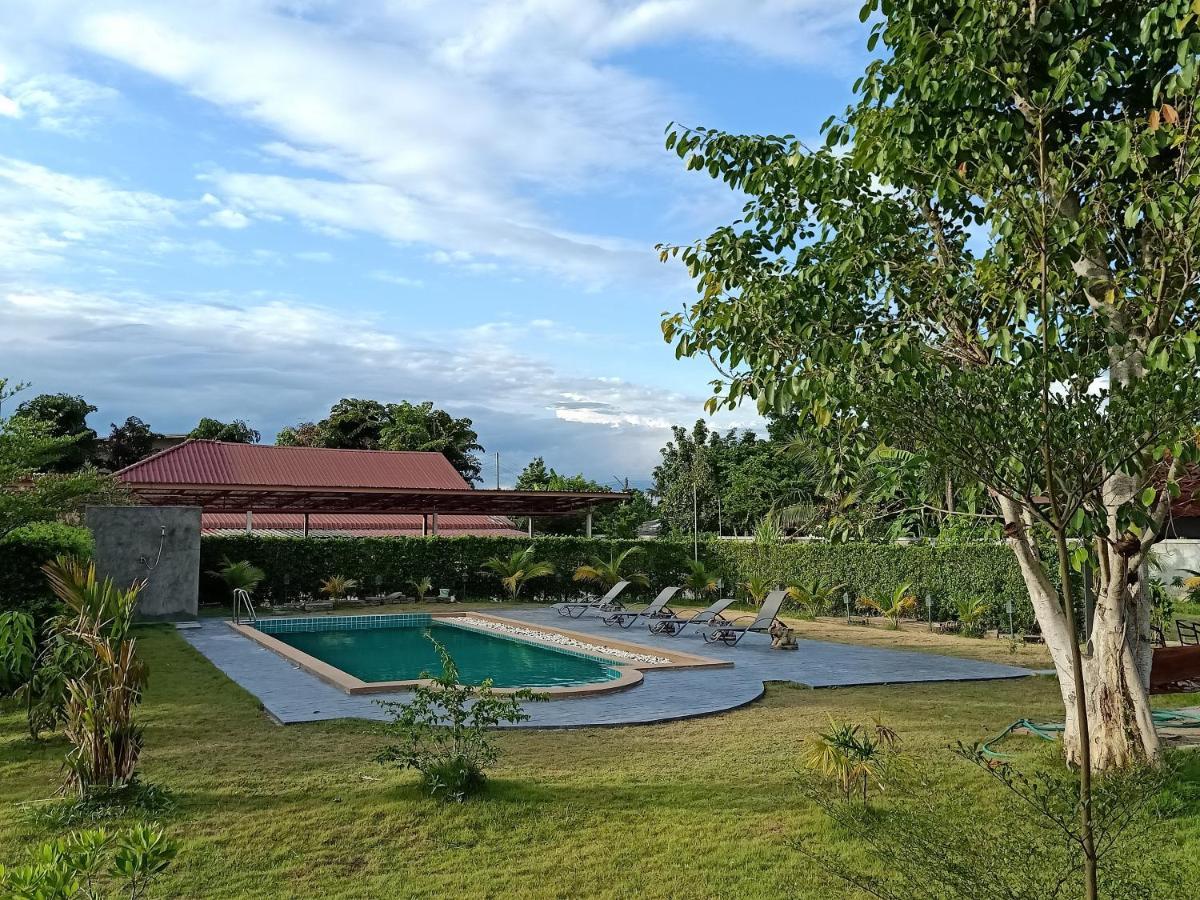 Relax Garden House Hotell Chiang Mai Eksteriør bilde