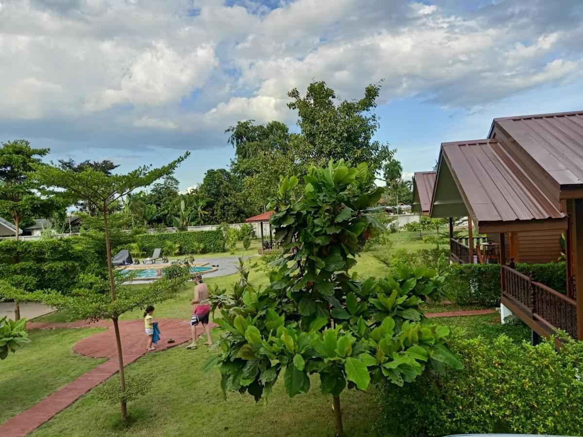 Relax Garden House Hotell Chiang Mai Eksteriør bilde