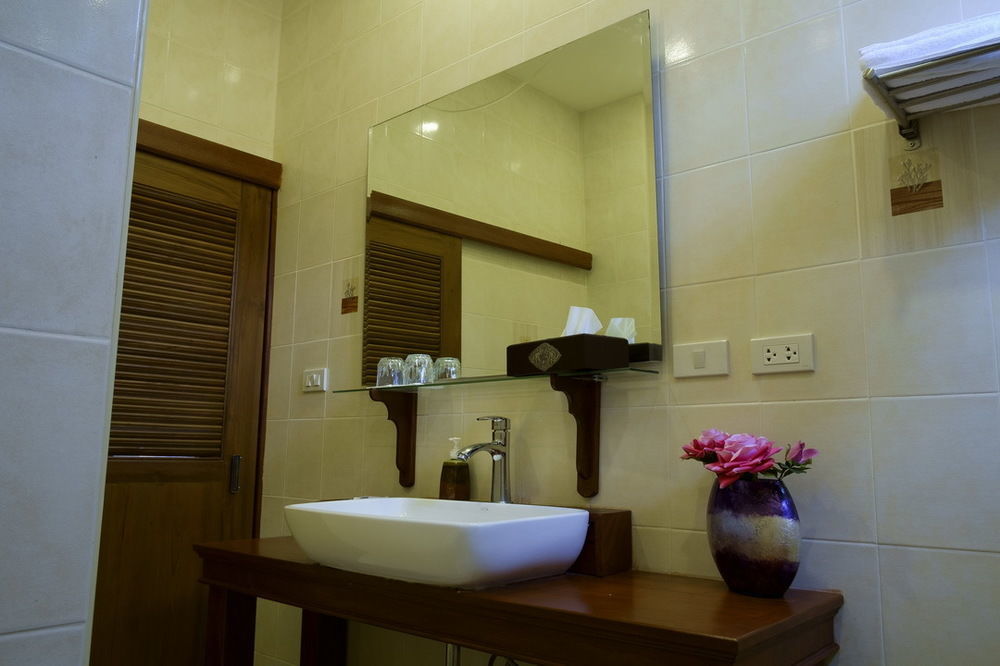 Relax Garden House Hotell Chiang Mai Eksteriør bilde