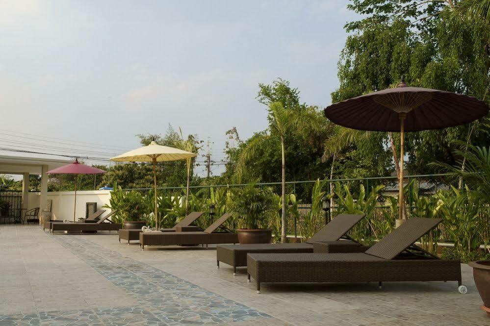 Relax Garden House Hotell Chiang Mai Eksteriør bilde