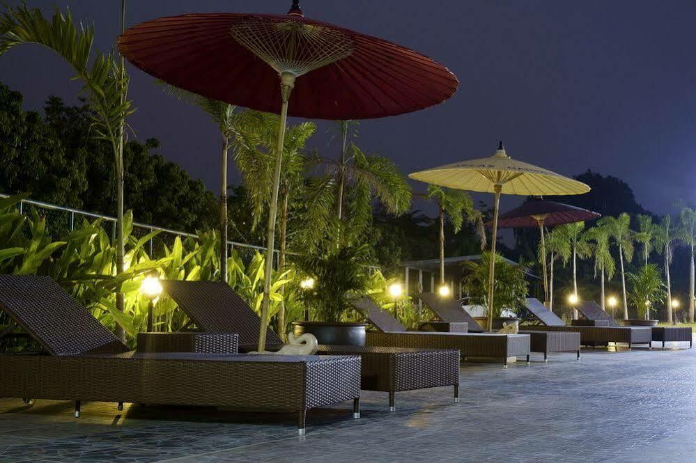 Relax Garden House Hotell Chiang Mai Eksteriør bilde